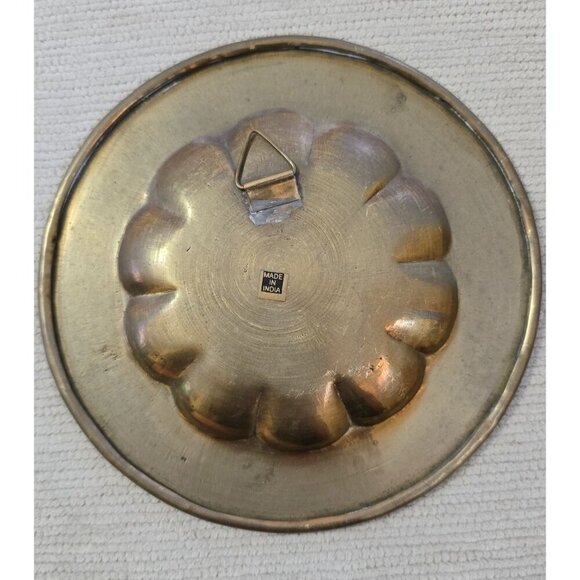 Vintage Brass Peacock Wall Plate With Blue & Red Detailing 6"W - Picture 5 of 5